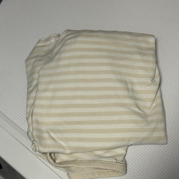 Lululemon White Short Sleeve Shirt with Stripes – Medium – Great Condition - Picture 3 of 3